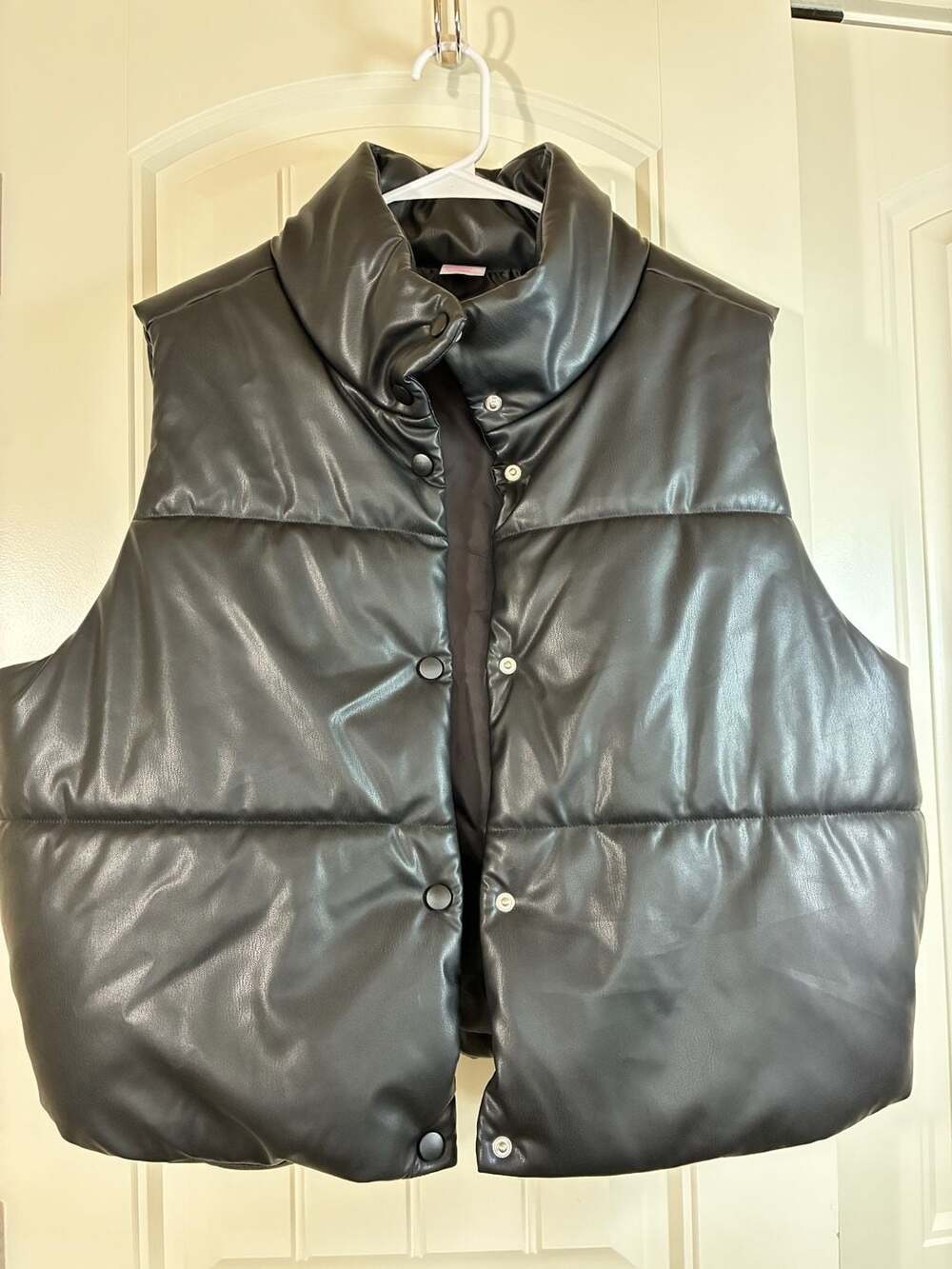 No Boundaries Faux Leather Puffer Vest Women's XXL Black